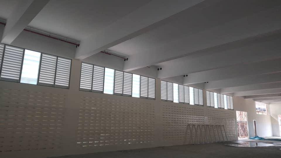 Warehouse at Janda Baik, Bentong, Pahang  [ Combination Aluminium + FRP Louvre ]